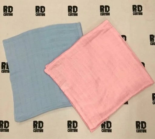 blue n pink thin blanket